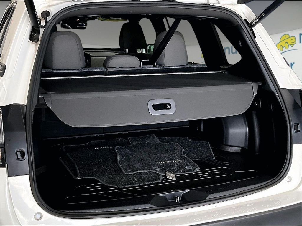 Used 2025 Subaru Forester Premium AWD/4WD image 34