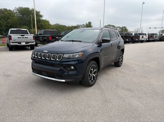 New 2026 Jeep Compass Limited AWD/4WD 360° Tour