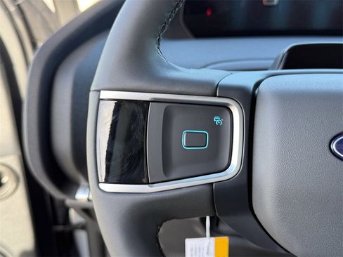 New 2025 Ford Expedition Active image 22