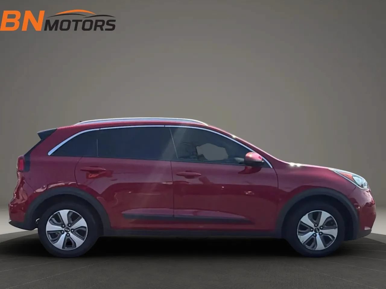 Used 2018 Kia Niro LX FWD image 4