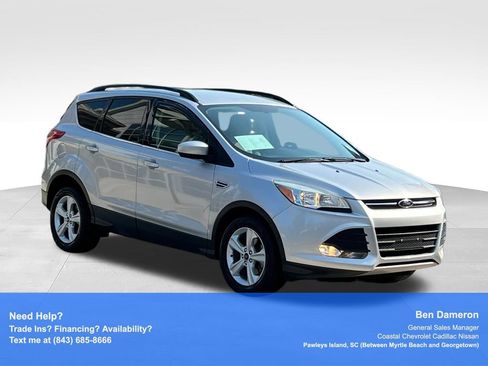 Used 2014 Ford Escape SE w/ Equipment Group 201A FWD image 3