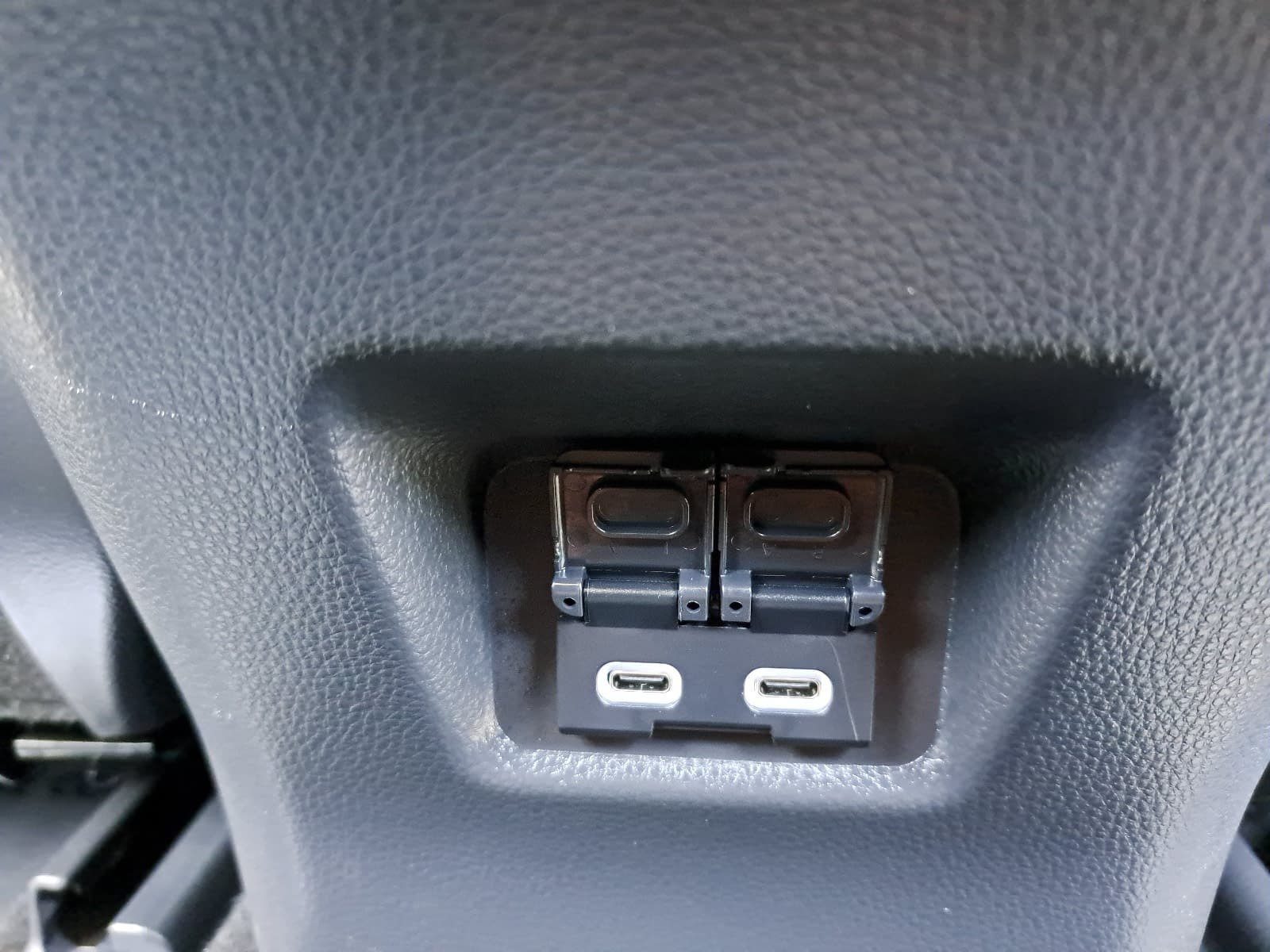 Used 2023 Toyota RAV4 XLE Premium AWD/4WD image 12