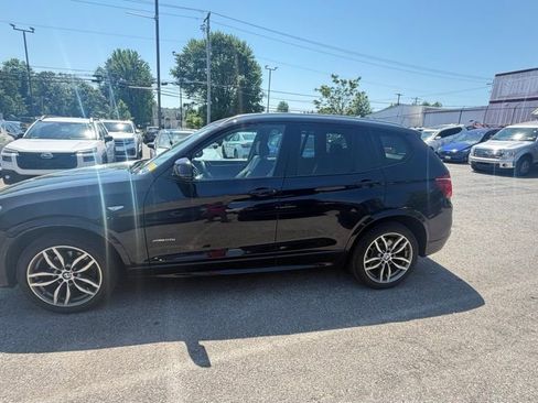 Used 2017 BMW X3 xDrive28i AWD/4WD image 9