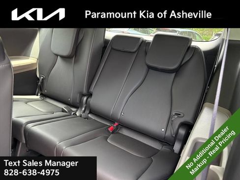 New 2026 Kia Carnival FWD image 22