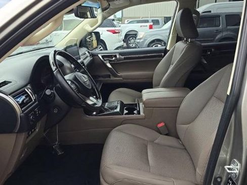 Used 2023 Lexus GX 460 Premium w/ Premium Package AWD/4WD image 6