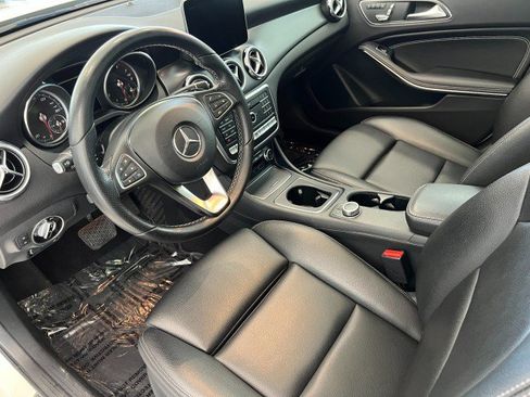 Used 2018 Mercedes-Benz GLA 250 4MATIC image 11
