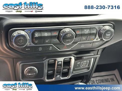 Used 2022 Jeep Gladiator Sport AWD/4WD image 28