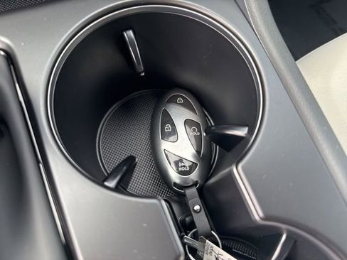 Used 2025 Hyundai Sonata SE image 33