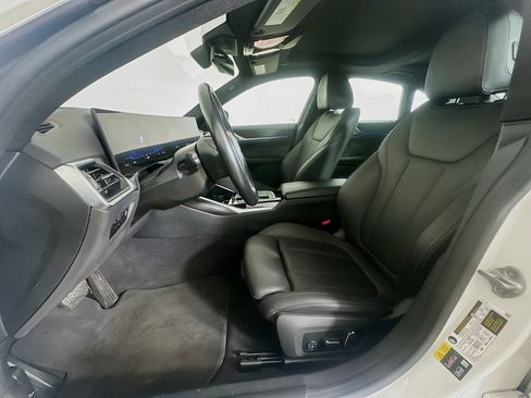 Used 2024 BMW i4 eDrive40 image 13