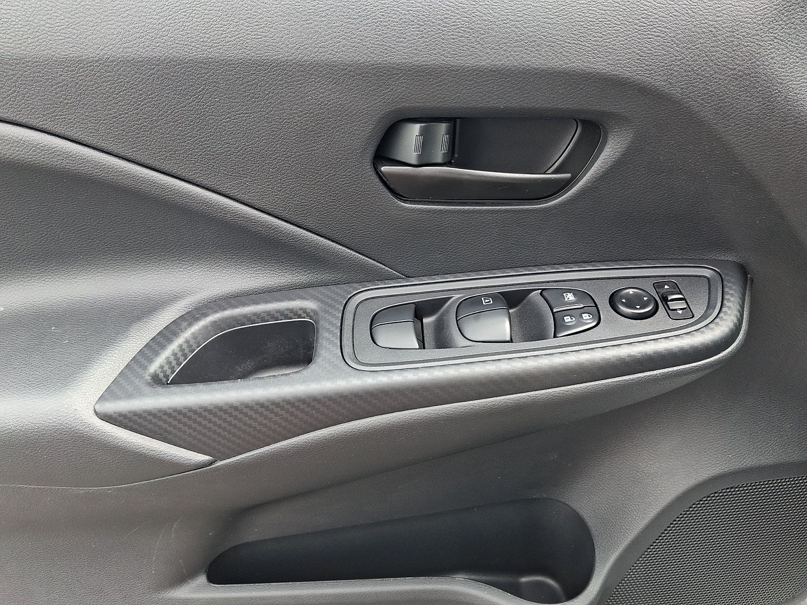 Used 2023 Nissan Versa S w/ Trunk Package FWD image 13
