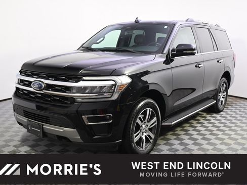Used 2023 Ford Expedition Limited image 1
