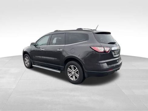 Used 2016 Chevrolet Traverse LT w/ Traveler's Package image 5