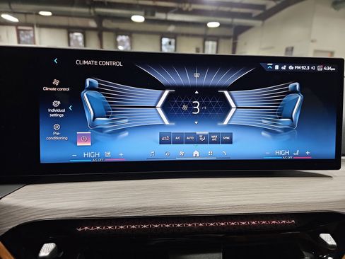 New 2026 BMW 330i Sedan w/ Premium Package image 22