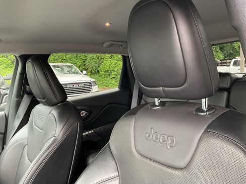 Used 2022 Jeep Cherokee Latitude Lux AWD/4WD image 49