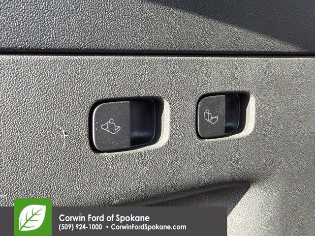 Used 2024 Tesla Model Y Long Range AWD/4WD image 21