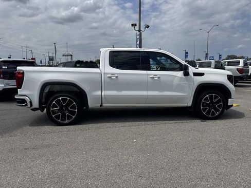 Used 2022 GMC Sierra 1500 Elevation RWD image 4