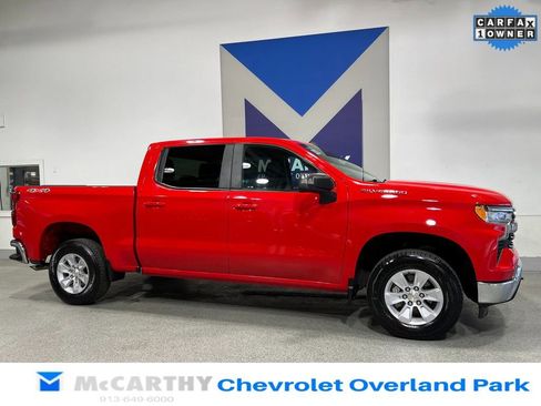 Used 2025 Chevrolet Silverado 1500 LT image 3