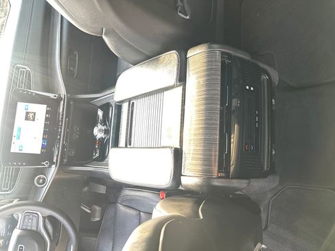 Used 2023 Jeep Wagoneer L Series II RWD image 22