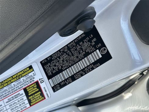 Used 2020 Lexus ES 300h w/ Accessory Package 2 image 21