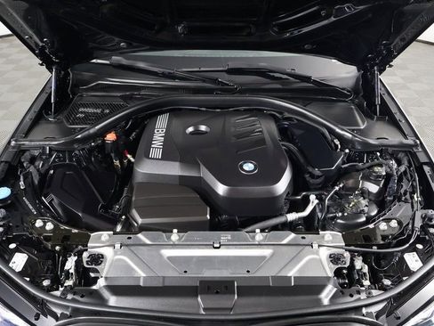 Used 2025 BMW 330i Sedan w/ Premium Package image 15