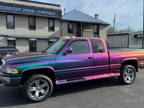 Used 1997 Dodge Ram 1500 Truck 4x4 Club Cab image 1