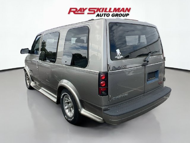 Used 2001 GMC Safari RWD image 4