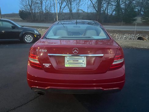 Used 2013 Mercedes-Benz C 250 Coupe image 4