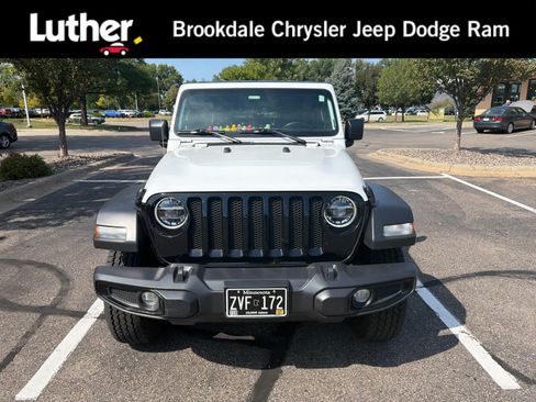 Used 2022 Jeep Wrangler Sport AWD/4WD image 1