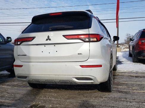 Used 2023 Mitsubishi Outlander SEL 40th Anniversary image 3