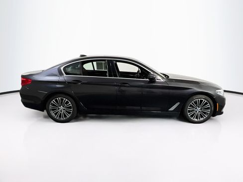 Used 2020 BMW 530i xDrive w/ Convenience Package AWD/4WD image 4