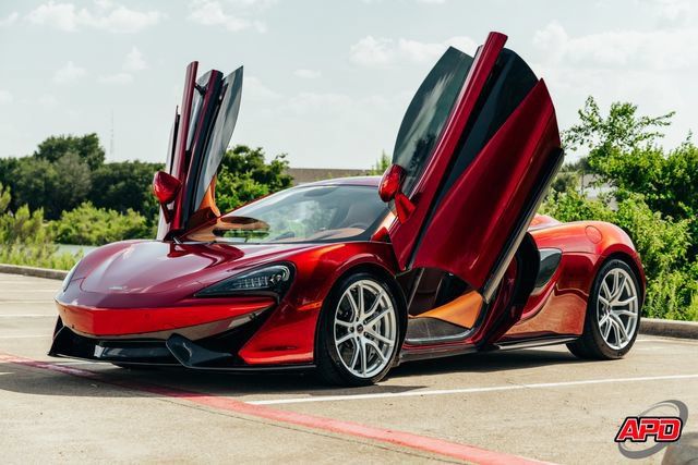 Used 2016 McLaren 570S Coupe RWD image 12