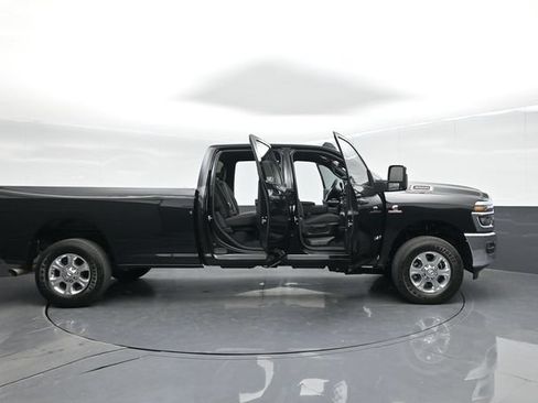 Used 2025 RAM 3500 Big Horn AWD/4WD image 67