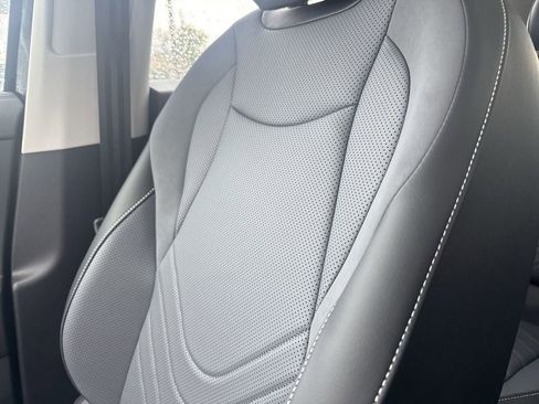 New 2026 Volkswagen Tiguan SE AWD/4WD image 38