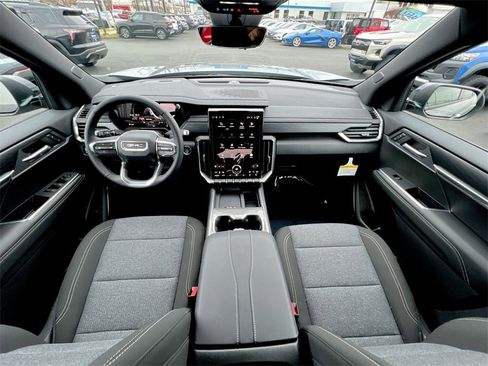 New 2026 GMC Acadia Elevation image 18