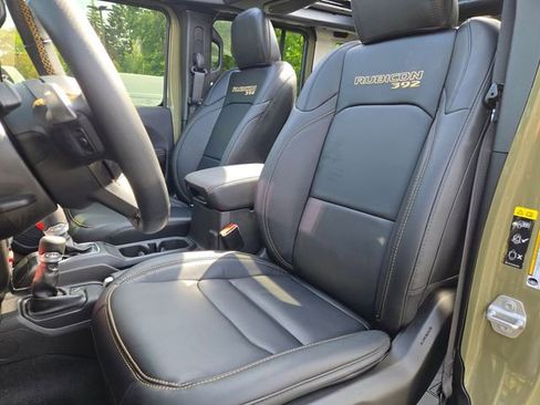 Certified 2025 Jeep Wrangler Unlimited Rubicon 392 AWD/4WD image 23