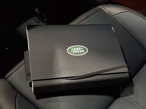 Certified 2026 Land Rover Range Rover Velar Dynamic SE image 26