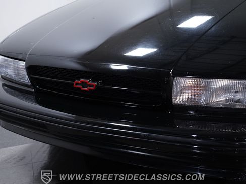 Used 1995 Chevrolet Impala SS RWD image 18