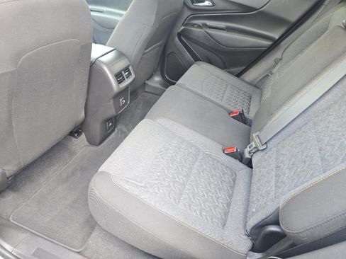 Used 2024 Chevrolet Equinox LT FWD image 18