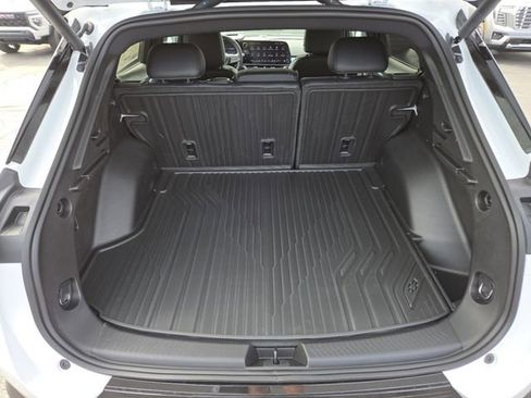 New 2026 Chevrolet Equinox EV LT w/ Convenience Package II image 23