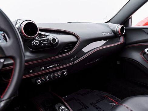 Used 2020 Ferrari F8 Tributo RWD image 79