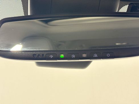 Certified 2024 Toyota Sienna XLE FWD image 23