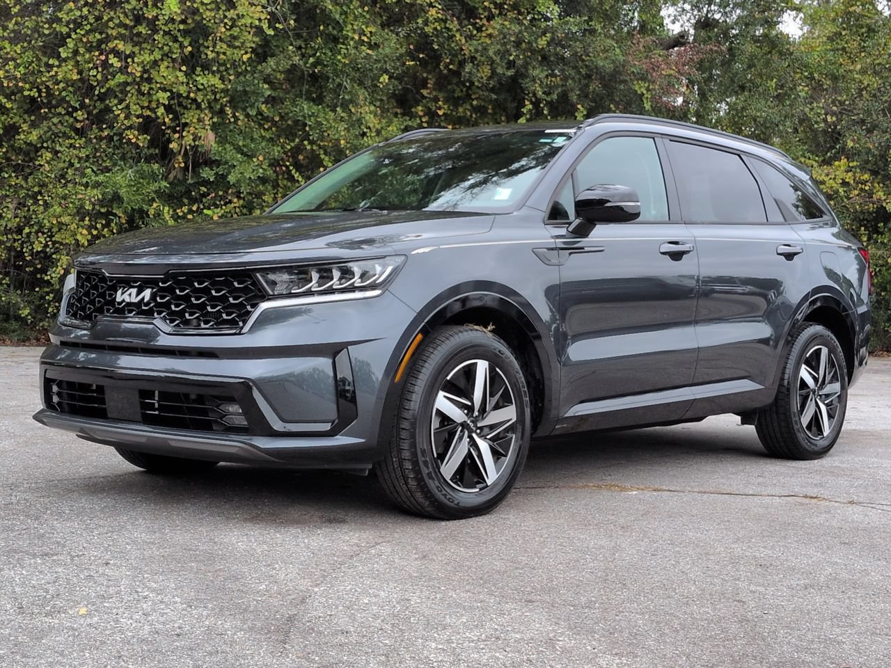 Used 2023 Kia Sorento EX FWD image 2