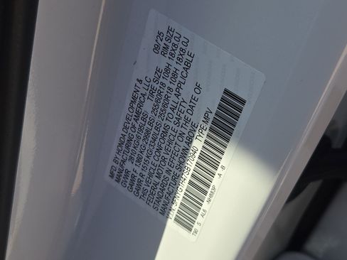 Used 2025 Honda Pilot EX-L image 34