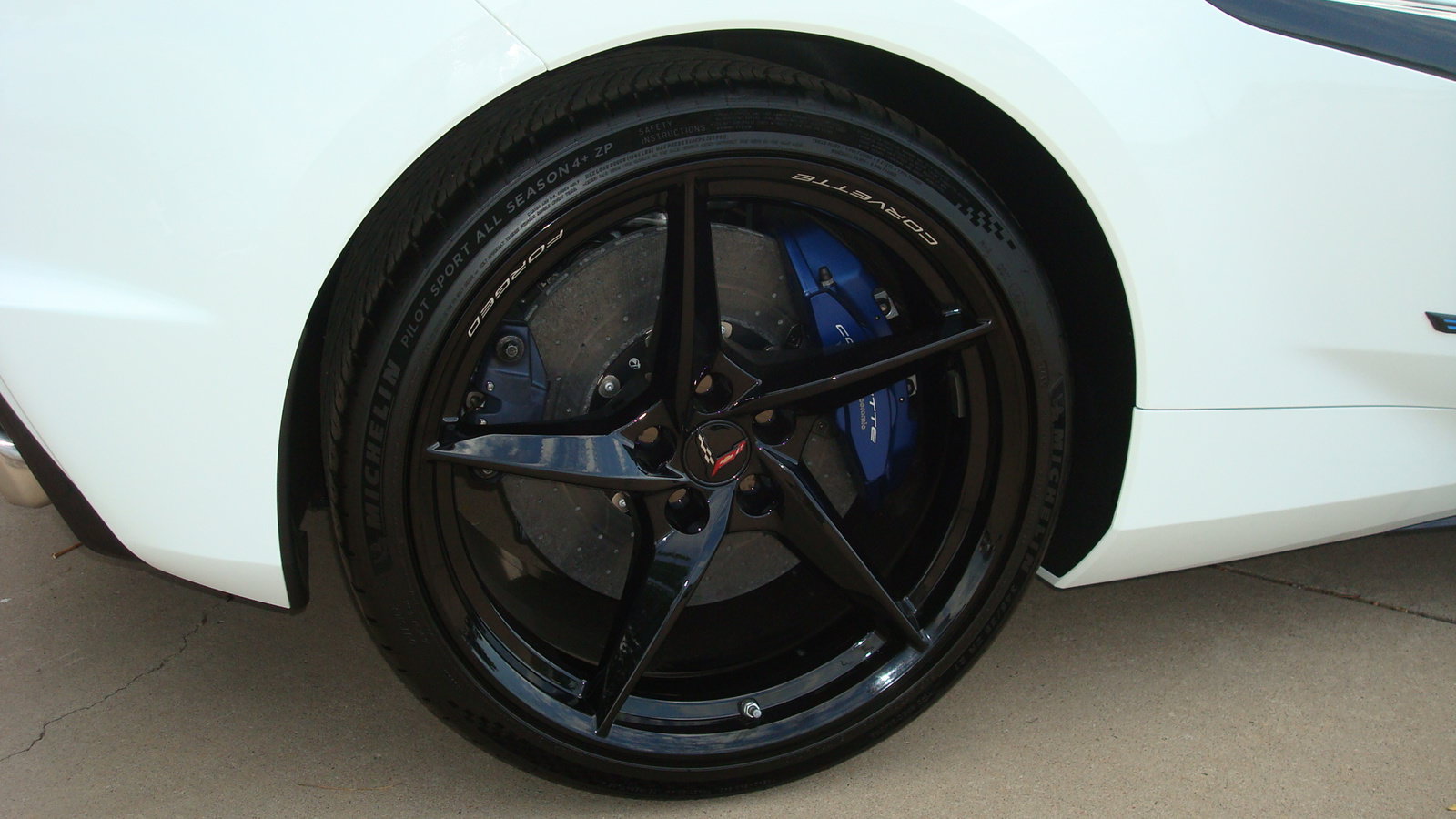 New 2026 Chevrolet Corvette E-Ray AWD/4WD image 20