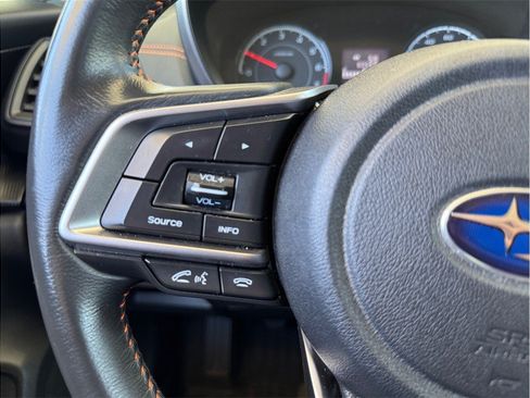 Used 2023 Subaru Crosstrek 2.0i Premium AWD/4WD image 14