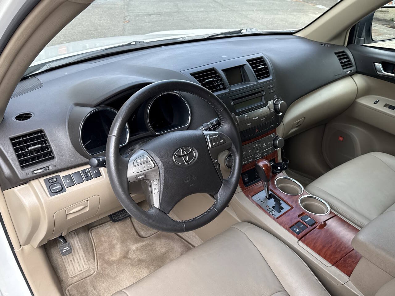 Used 2008 Toyota Highlander Limited AWD/4WD image 47