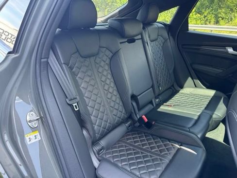 Used 2023 Audi SQ5 Premium Plus w/ Premium Plus Package AWD/4WD image 25