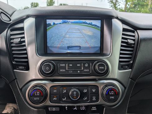 Used 2019 Chevrolet Tahoe LS AWD/4WD image 25