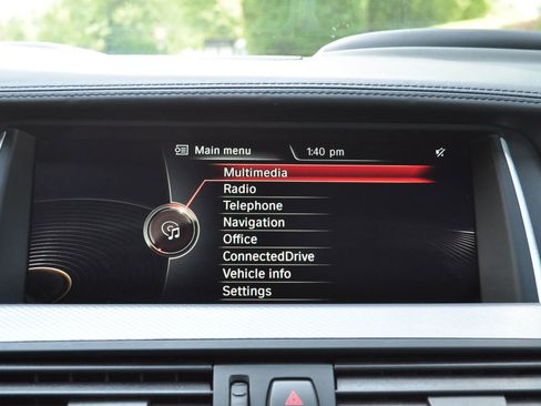 Used 2016 BMW 550i xDrive Sedan image 21