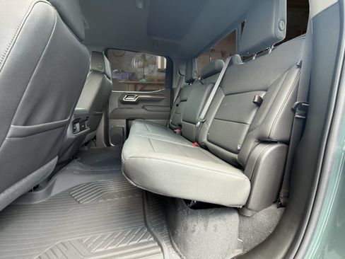 Certified 2026 Chevrolet Silverado 1500 LT Trail Boss w/ Convenience Package II AWD/4WD image 14
